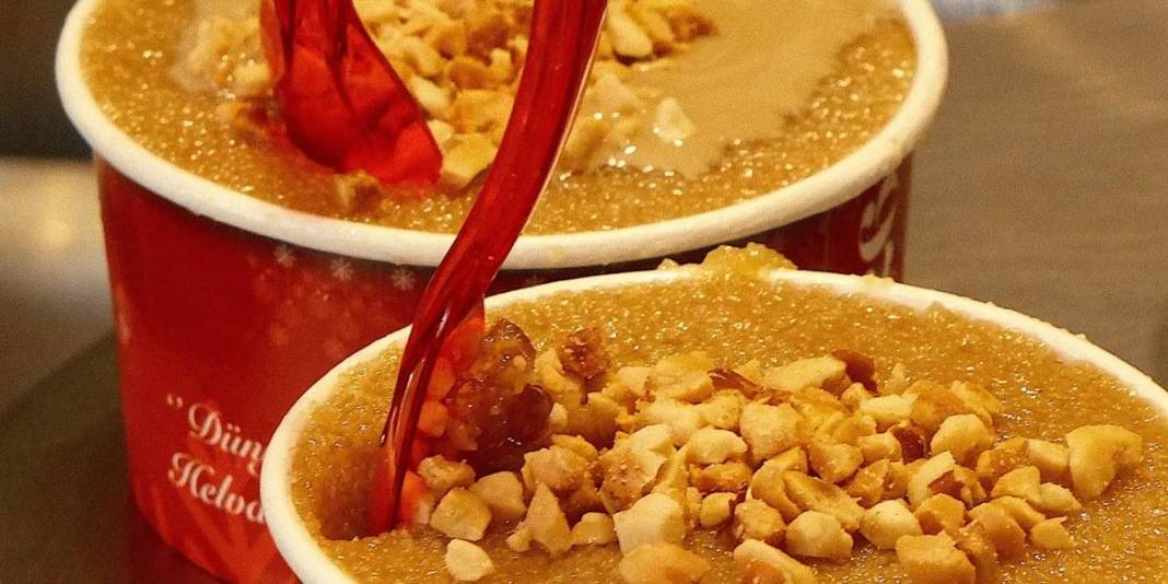 4’üncü kuşak olarak eşsiz lezzeti vatandaşa sunuyor! Geleneğe modern dokunuş: 400 şube müşteri akını yaşıyor 2